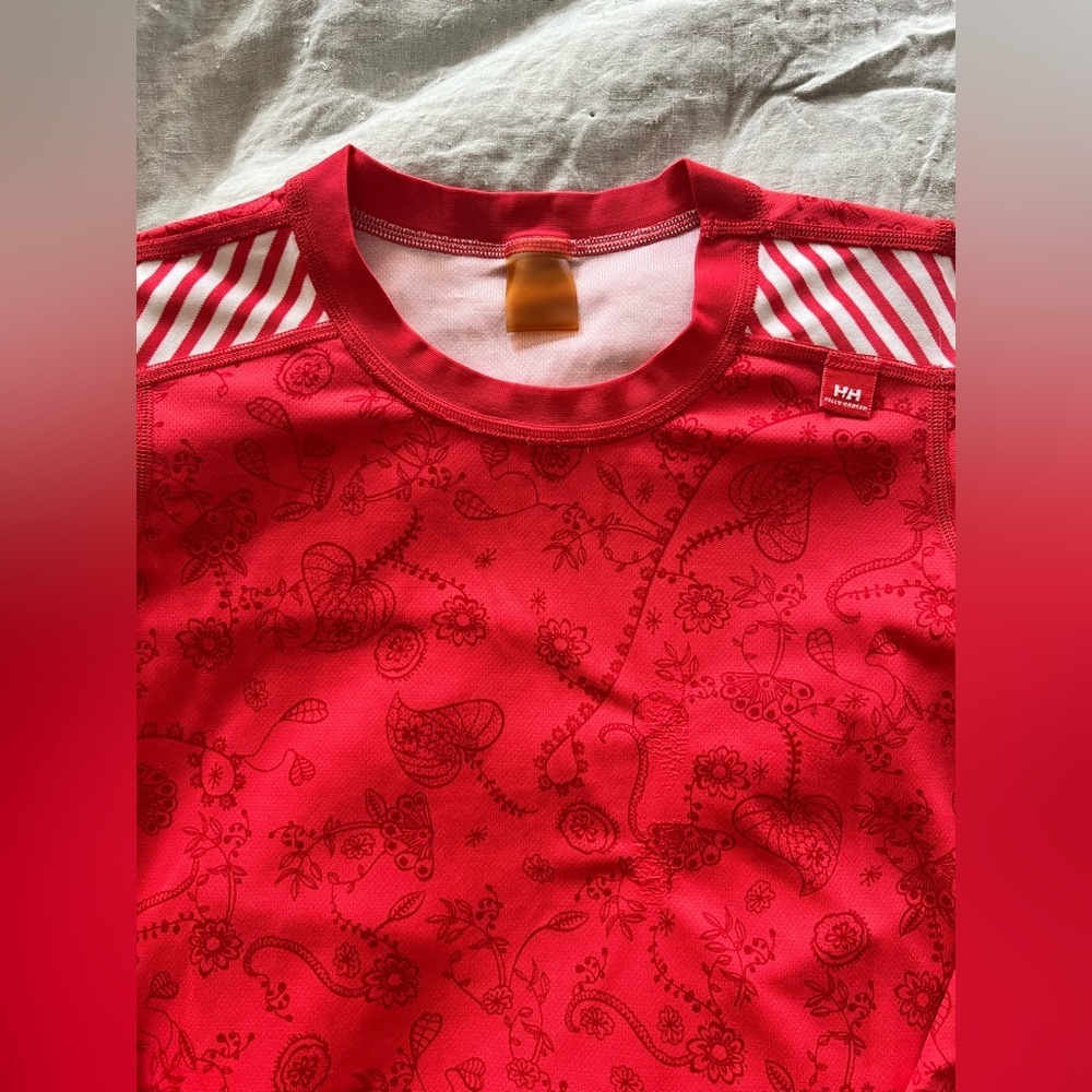Helly Hansen Red Base Layer Set – Top & Pants | S/M - Picture 7 of 16